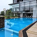 Gr Homestay At Ayuman Suites Gombak